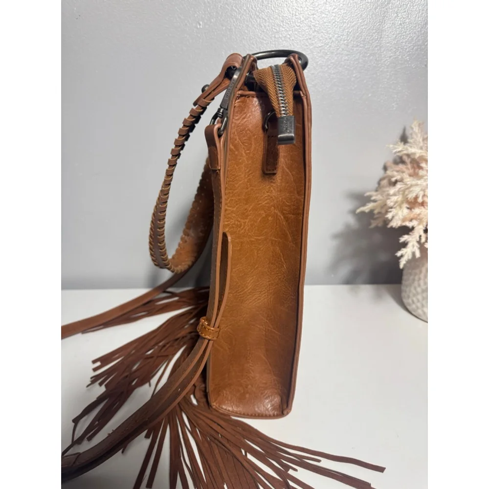 Wrangler Brown Floral Embossed Western Fringe Crossbody Shoulder Bag Cowgirl - Picture 7 of 11